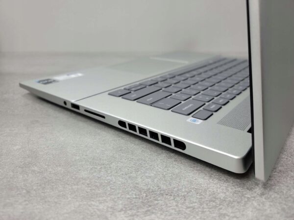 Laptop Dell Inspiron 16 7630 Plus Intel i7-13700H 16GB 2TB 2,5K 120Hz WIN11 - obrazek 12