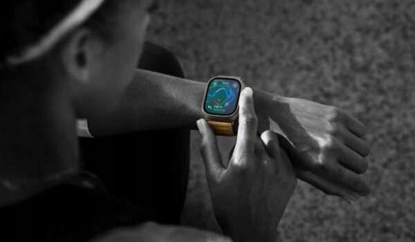 Apple Watch Ultra 2 GPS + Cellular 49mm tytan + opaska Alpine S beżowa - obrazek 5