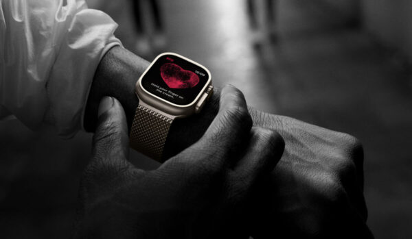 Apple Watch Ultra 2 GPS + Cellular 49mm tytan + bransoleta mediolańska M - obrazek 3